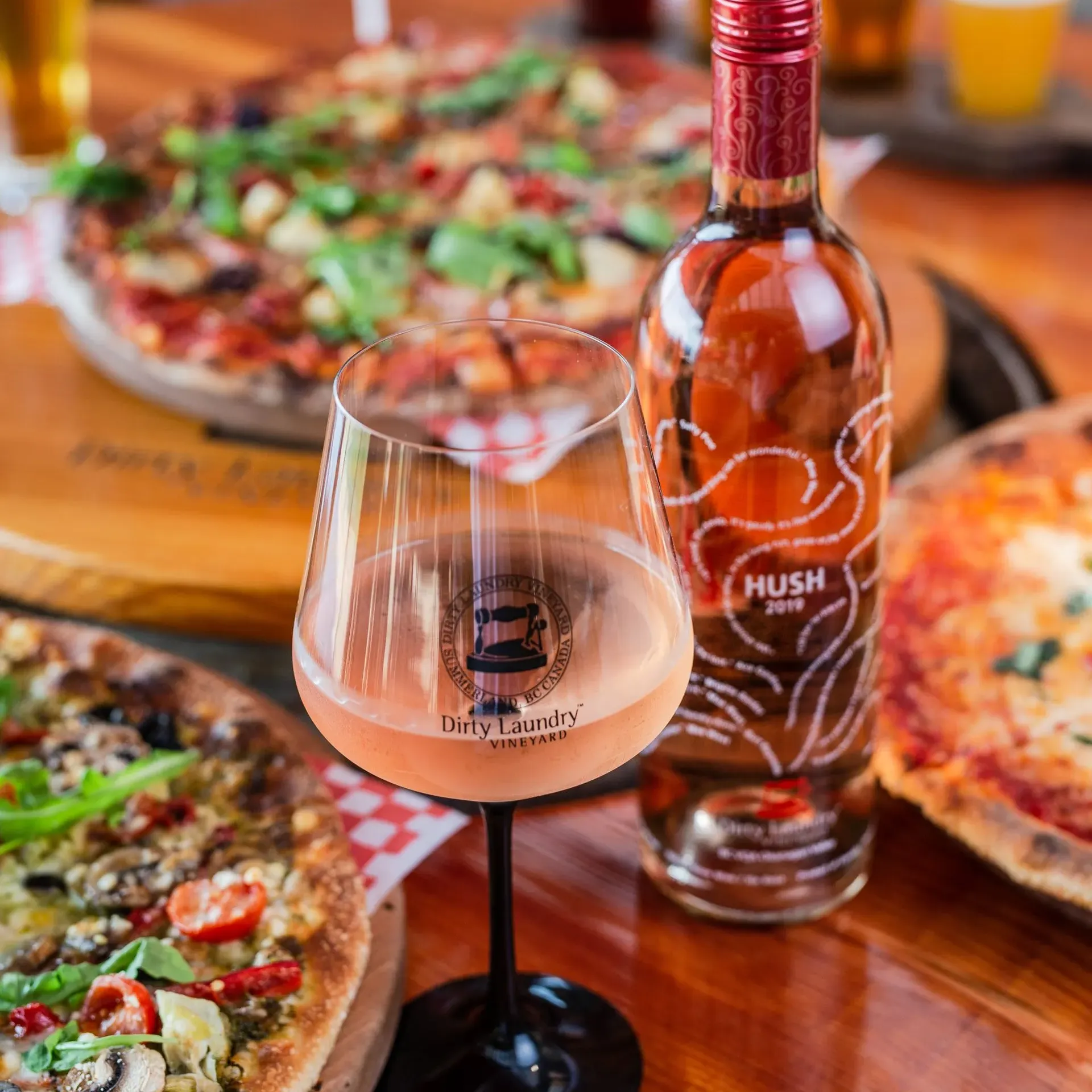 Dirty Laundry wine and pizza